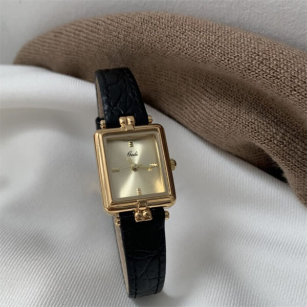 Vintage Style Brown/Black Rectangle Leathe Wristwatch