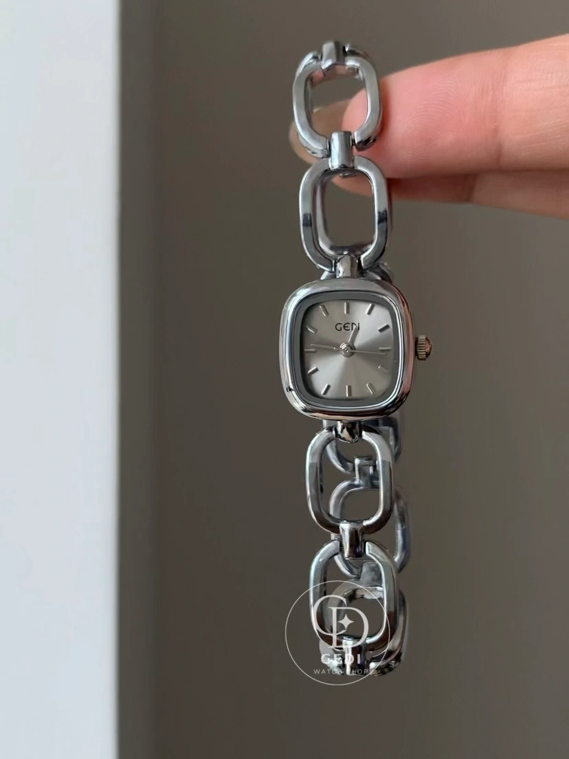 Women's Silver Watch Minimalist Wrist Watch for Women