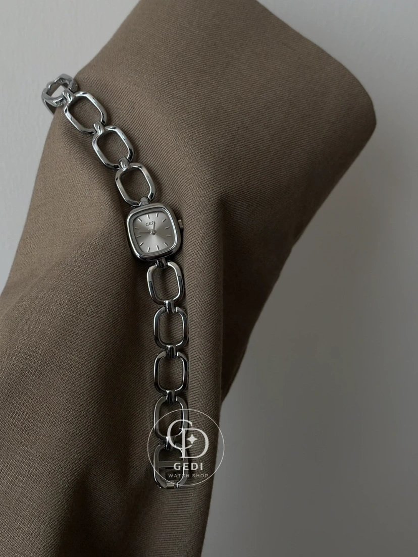 Women's Silver Watch Minimalist Wrist Watch for Women