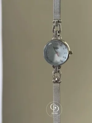 Elegant Silver Mesh Watch Round Face Watch For Women