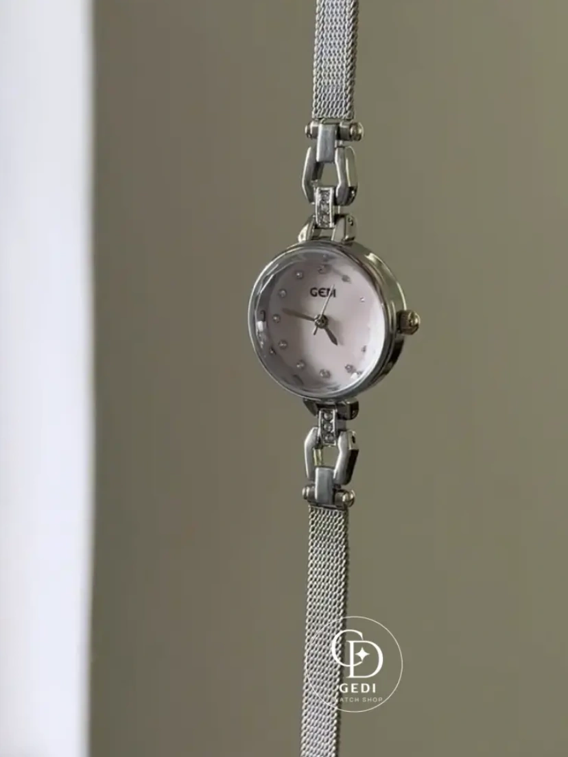 Elegant Silver Mesh Watch Round Face Watch For Women