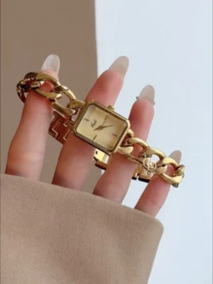 Vintage inspired Gold Rectangular Bracelet Watch for Women