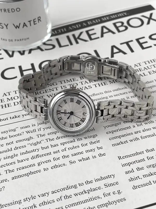 Classic Silver Round Face Watch for Women Roman Numeral Dial Ladies Watch