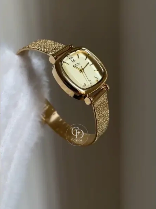 Minimalist Gold Dial Ladies Watch Golden Mesh Bracelet Watch for Women