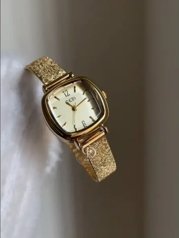 Minimalist Gold Dial Ladies Watch Golden Mesh Bracelet Watch for Women