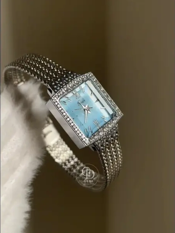 Vintage-inspired Blue Dial Ladies Watch Square Face Mesh Bracelet Watch for Women