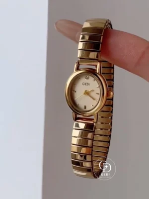 Classic Gold Bracelet Watch for Women