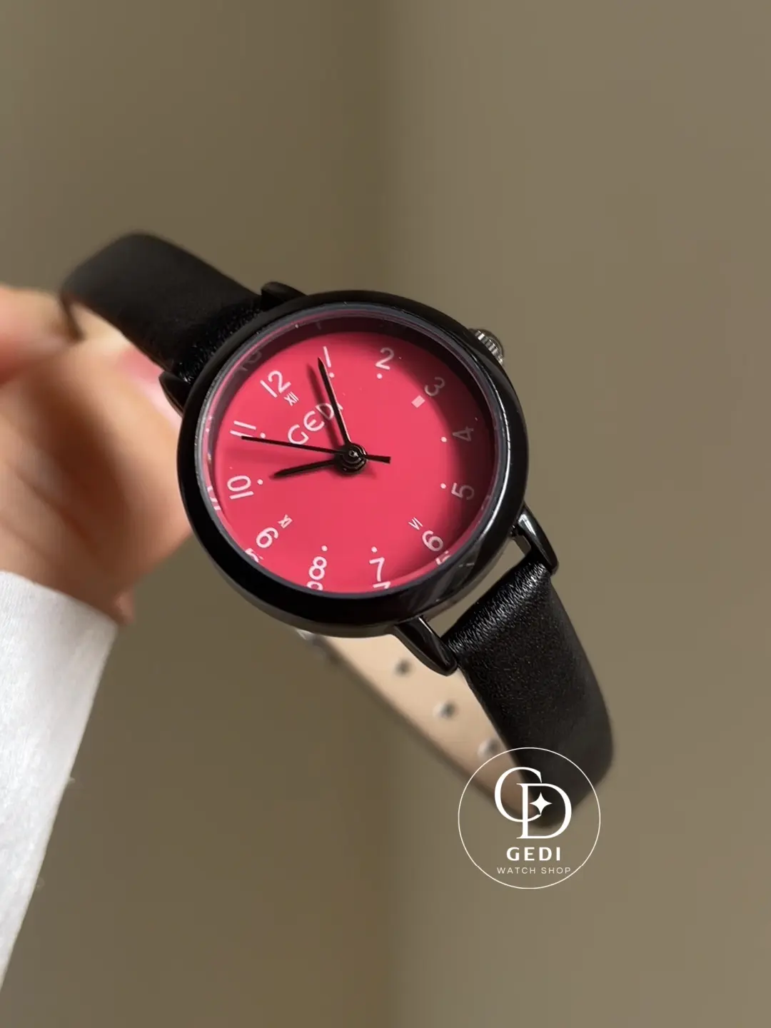 Chic Raspberry Red Round Face Leather Watch for Women