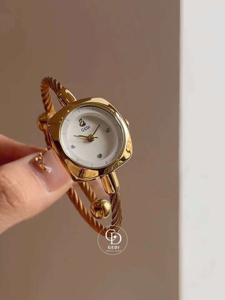 Elegant Bangle Watch with Black & Gold Strap Choices