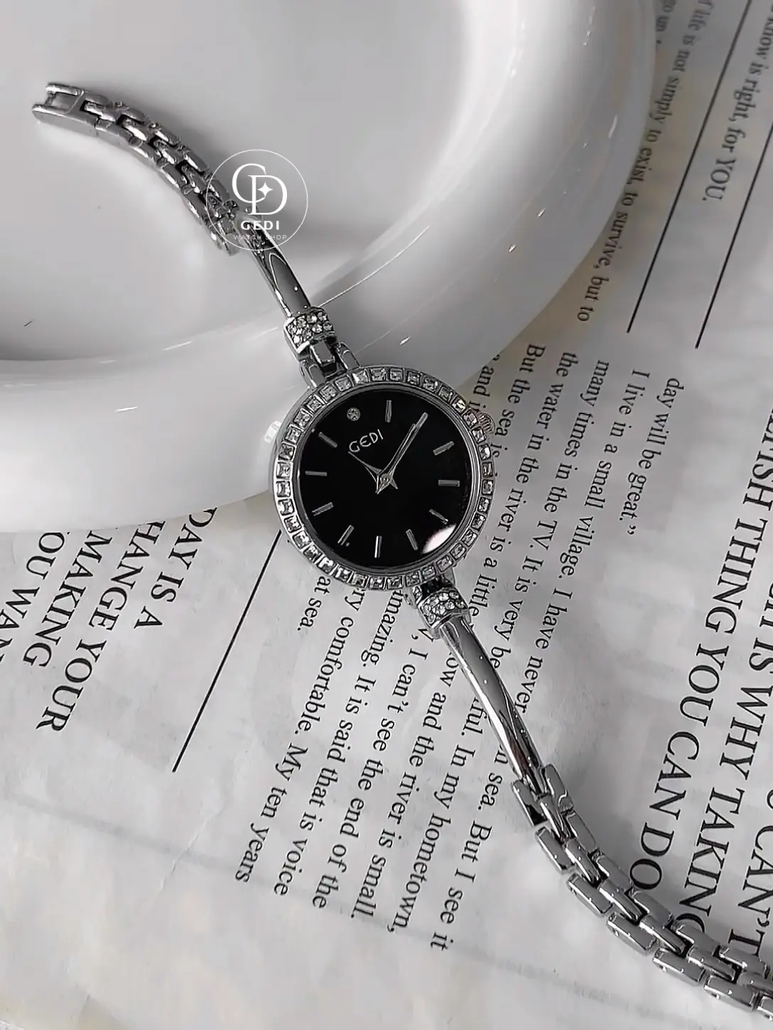 Minimalist Silver Watch with Black Dial and Slim Band