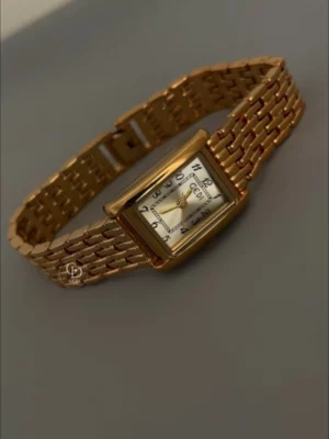 Vintage-inspired Gold Dial Rectangle Face Watch for Women Golden Ladies Watch