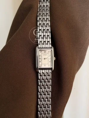 GD345- (1) Vintage Square Case Minimalist Silver Mesh Bracelet Watch