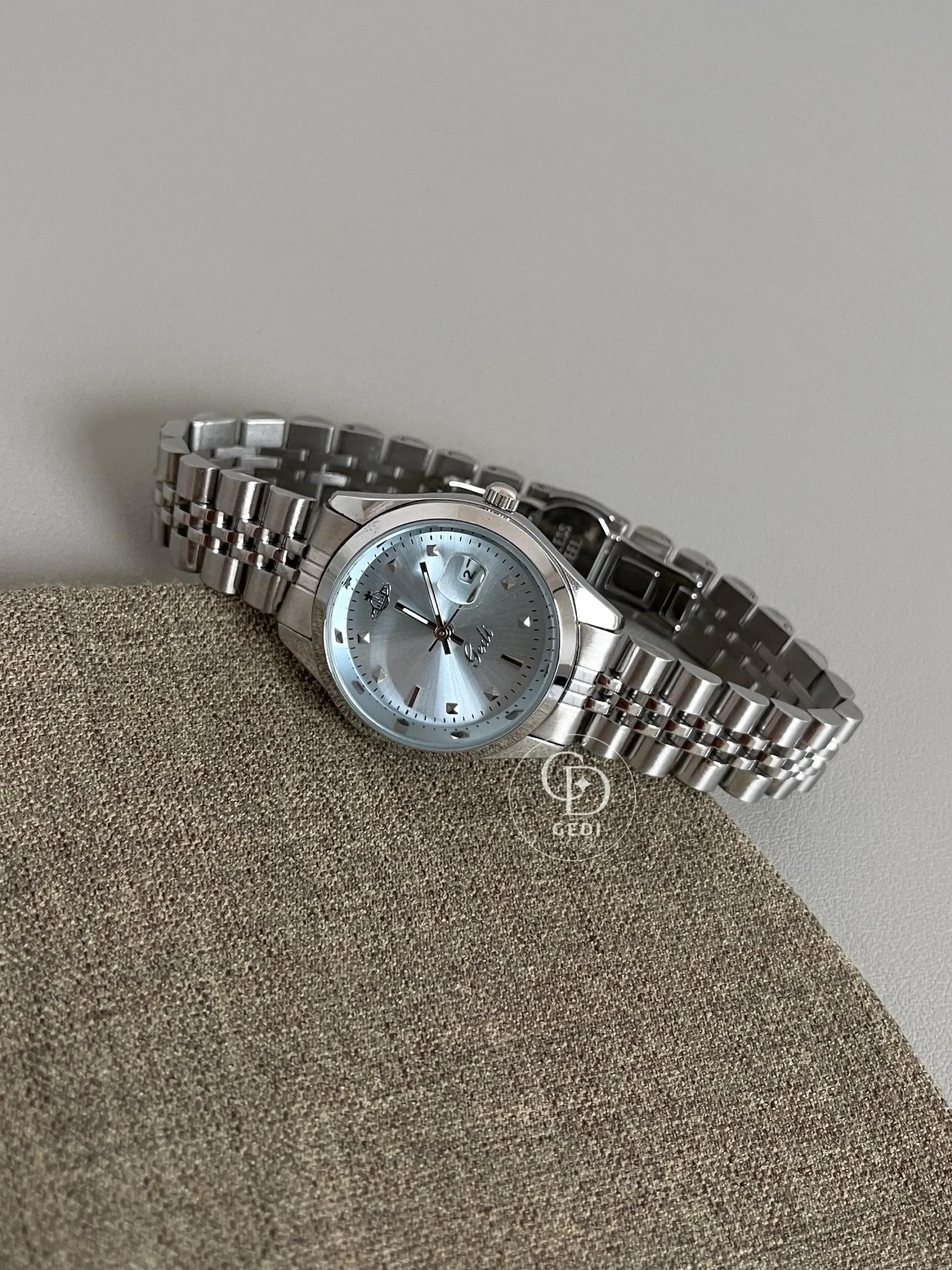 GEDI Round Face Silver Bracelet Watch Elegant Blue Dial Ladies Watch